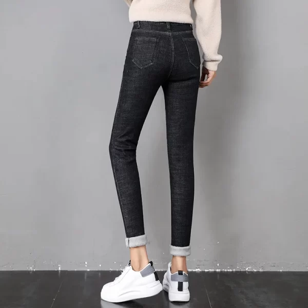 Women's Warm Thermal Plush Stretch Jeans